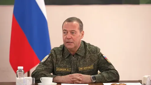 Медведев заговорил о цене победы