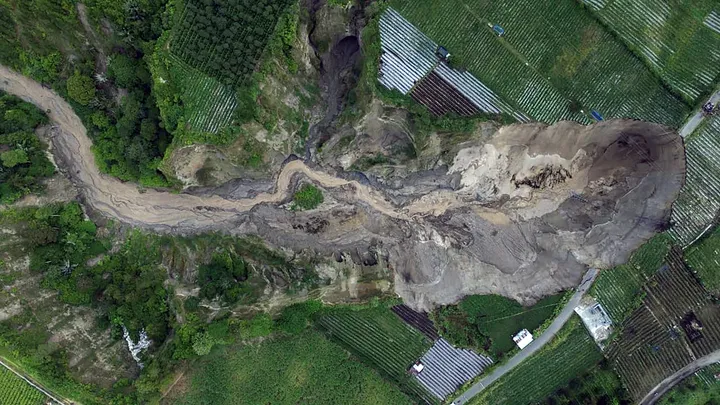 BRIN: Lubang raksasa di Aceh Tengah terbentuk akibat longsor