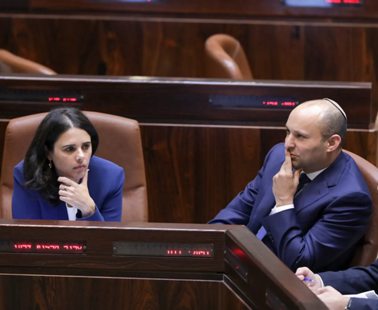 שקד מציעה “גוש ימין חדש” והאופוזיציה מחפשת נוסחה בלי נתניהו