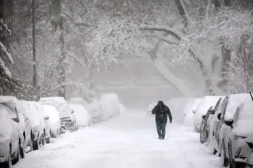 Monster blizzard unleashes fury on US East Coast, travel ban enforced as storm intensifies