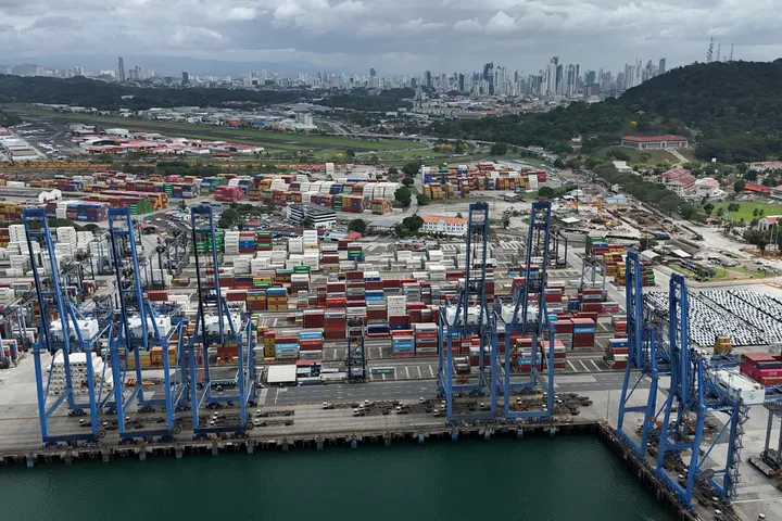 Hong Kong protests Panama takeover of key canal ports