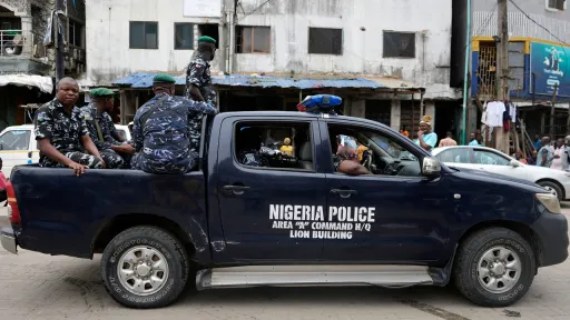 Nigerya köçläre Borno töbägendäge "DEAŞ" belän bäyläneşle terrorçılarnı täêsirsez xälgä kiterde