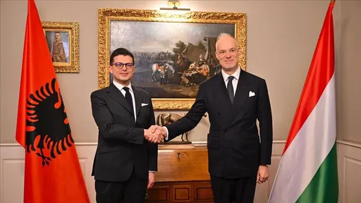 Vengu takon homologun hungarez: Shqipëria dhe Hungaria kanë ndërtuar partneritet të ngushtë