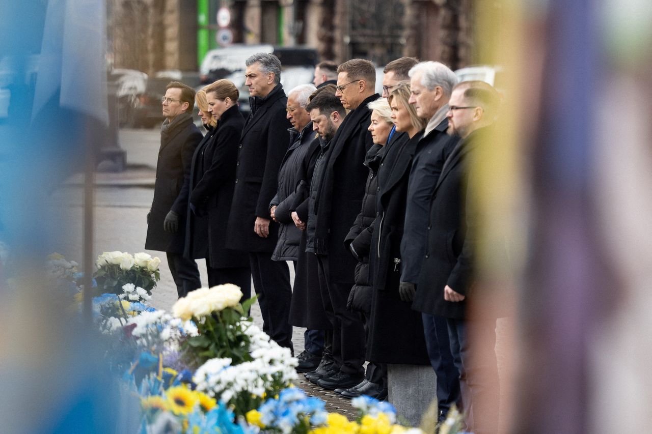 Four years on, Zelenskyy pledges 'peace and justice' for Ukraine