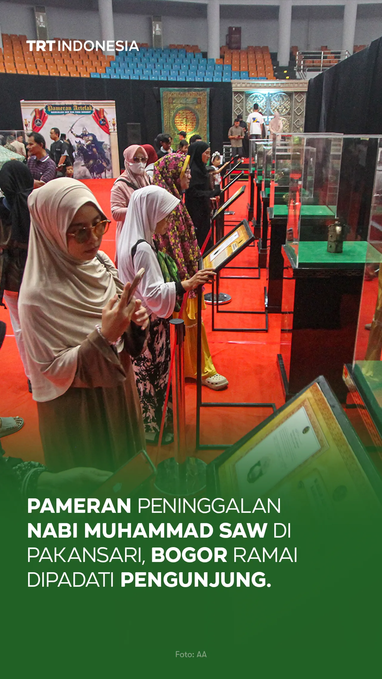 Dalam gambar: Pameran peninggalan yang berkaitan dengan Nabi Muhammad SAW di Jawa Barat.