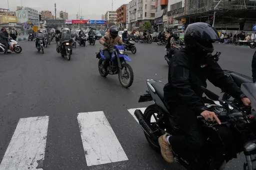 Iran deelt video over inbeslagname van bagage Nederlandse diplomaat, ministerie roept ambassadeur op