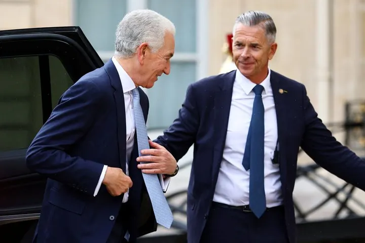 Ambasador USA we Francji wywołuje zamieszanie, ignoruje lokalne zwyczaje i standardy dyplomatyczne