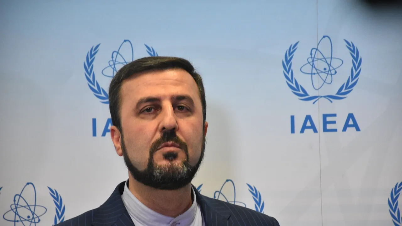 ایران: حق انرژی هستهای صلحآمیز غیرقابل مذاکره است