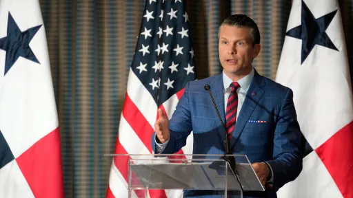 هگست: درباره ایران همه گزینه‌ها روی میز است اما توافق در اولویت واشنگتن قرار دارد