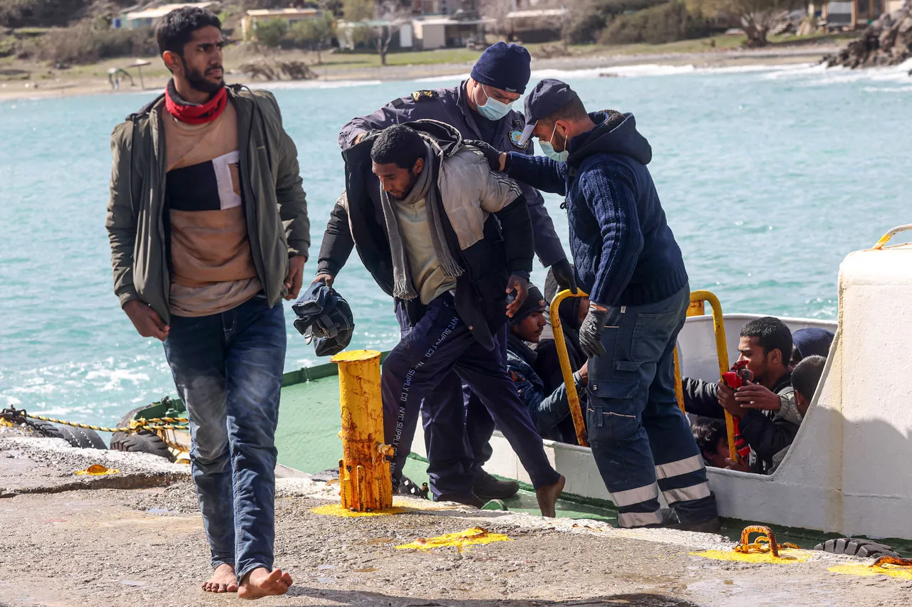 Several Egyptians missing after migrant boat capsizes off Greece