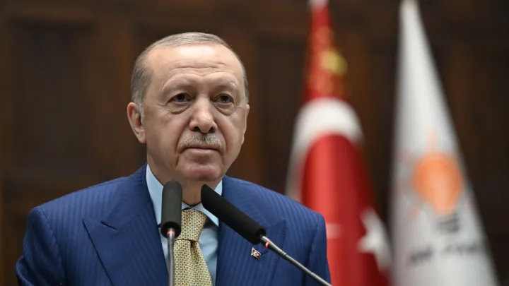 أردوغان يؤكد تجذّر الإسلام في هوية الأتراك ويعلن التحقيق في تحطم مقاتلة "F-16" بباليكسير