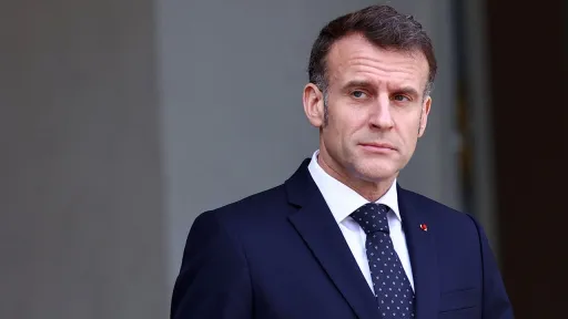 Municipales: Macron craint de possibles violences pendant la campagne