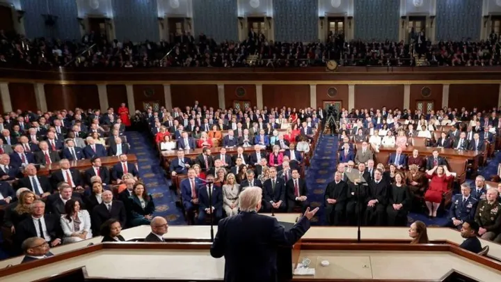 Trump privilégie la diplomatie avec l’Iran, mais promet que Téhéran n’aura “jamais” de nucléaire