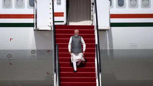 انتقاد پارلمان و مخالفان هند از سفر مودی به اسرائیل