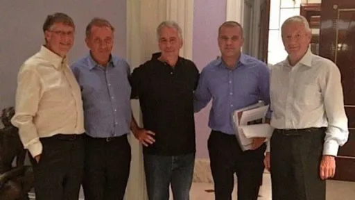 Norvegiyäneñ êlekkege xökümät räise üz-üzenä qul salırğa mataştı