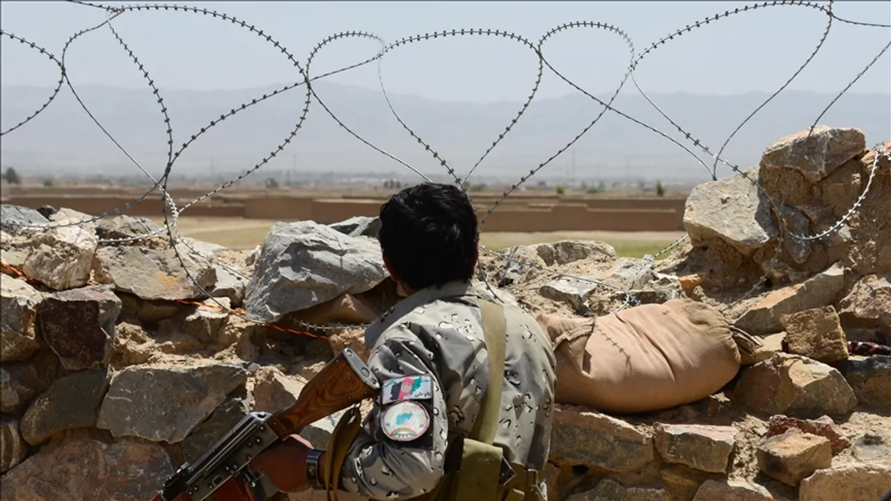 قتلى من الجيشين الأفغاني والباكستاني في اشتباكات حدودية استمرت نحو 4 ساعات