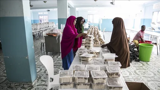 Fondacioni turk TDV shpërndan ndihma ushqimore për 8.250 familje në Somali