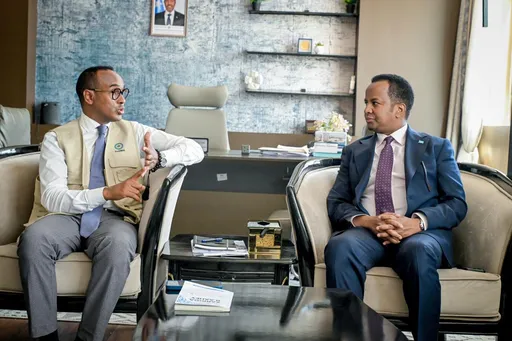 Wasiirka Arrimaha Dibadda Soomaaliya oo booqday SODMA si loo xoojiyo ka jawaabidda abaarta qaranka