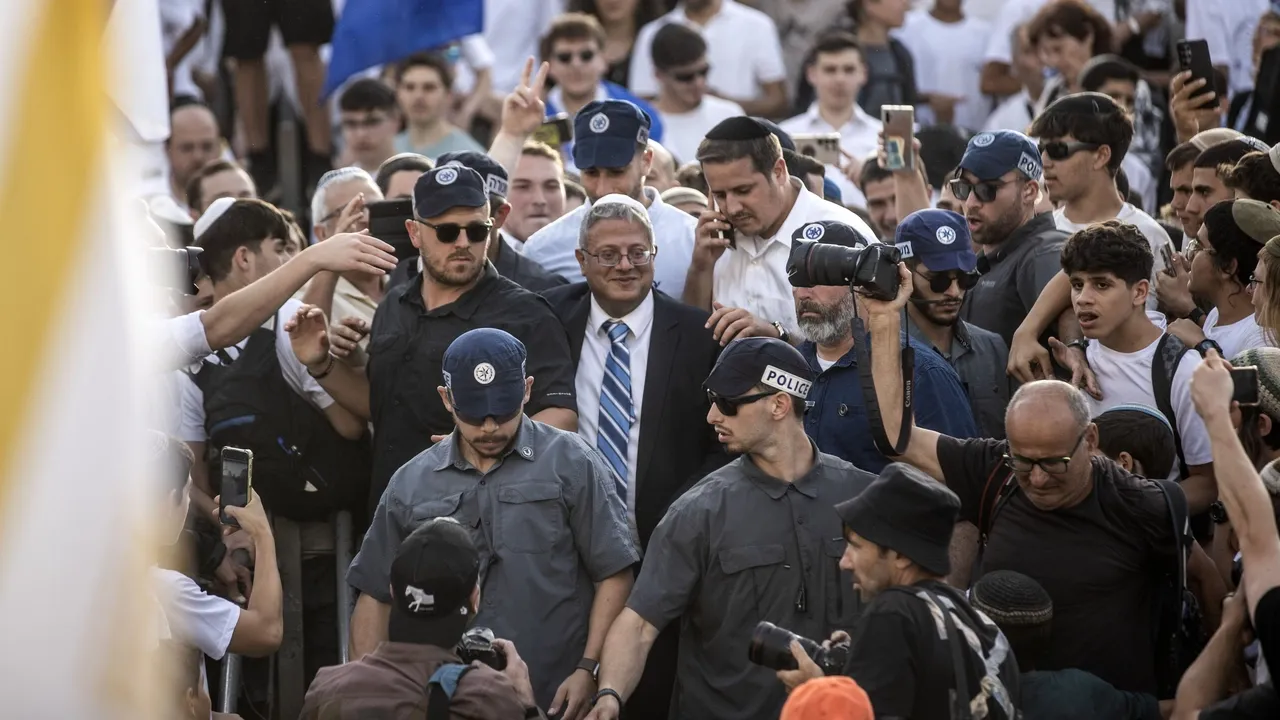 Mais de 65.000 colonos israelitas ilegais entraram no complexo da Mesquita de Al-Aqsa em 2025