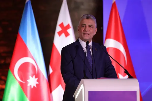 Ministri turk i tregtisë: PBB-ja e Türkiyes do të arrijë në 1.6 trilion dollarë këtë vit