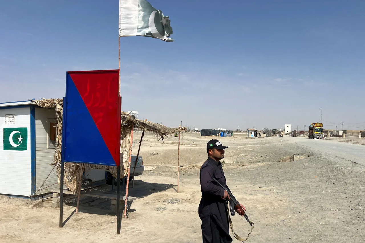 Pakistani nis sulme ajrore të gjera ndaj pozicioneve ushtarake në Afganistan