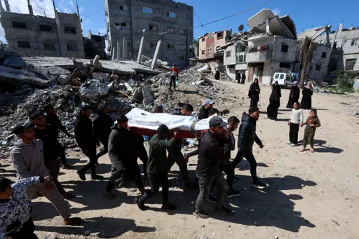 “Estamos muriendo en silencio”: Israel sigue matando palestinos mientras el mundo mira hacia Irán