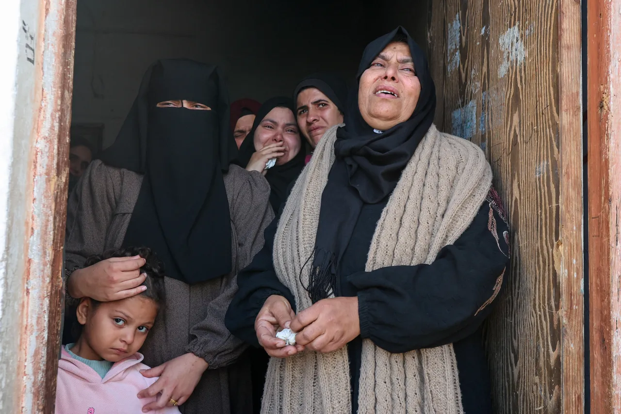 استشهاد فلسطيني برصاص الاحتلال في غزة.. وتزايد اعتداءات المستوطنين وحملات الاعتقال بالضفة