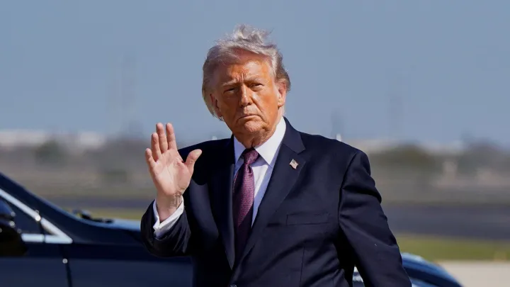 Trump anuncia que os EUA lançaram 'grandes operações de combate' no Irão