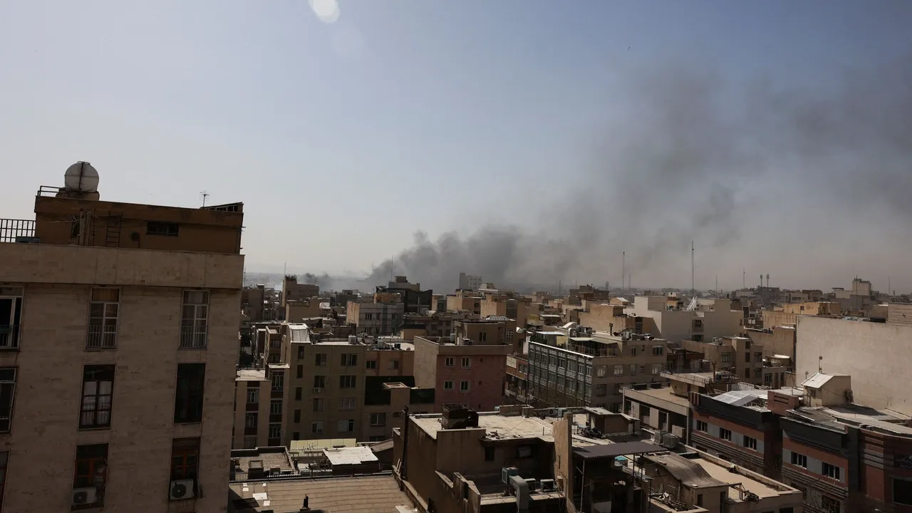 وزیر امور خارجه عمان: مذاکرات هسته‌ای آمریکا با ایران بار دیگر تضعیف شد