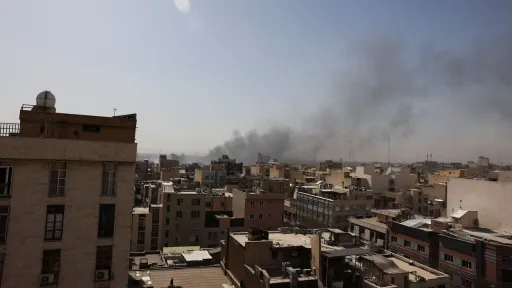 وزیر امور خارجه عمان: مذاکرات هسته‌ای آمریکا با ایران بار دیگر تضعیف شد