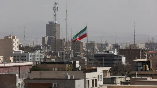 L’Iran accuse les États-Unis et Israël de violer la Charte de l’ONU et promet des représailles