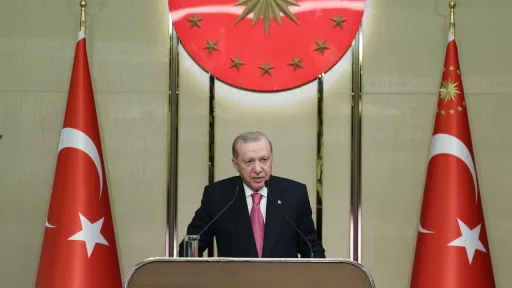 Президент Эрдоган позвонил лидерам Катара и ОАЭ