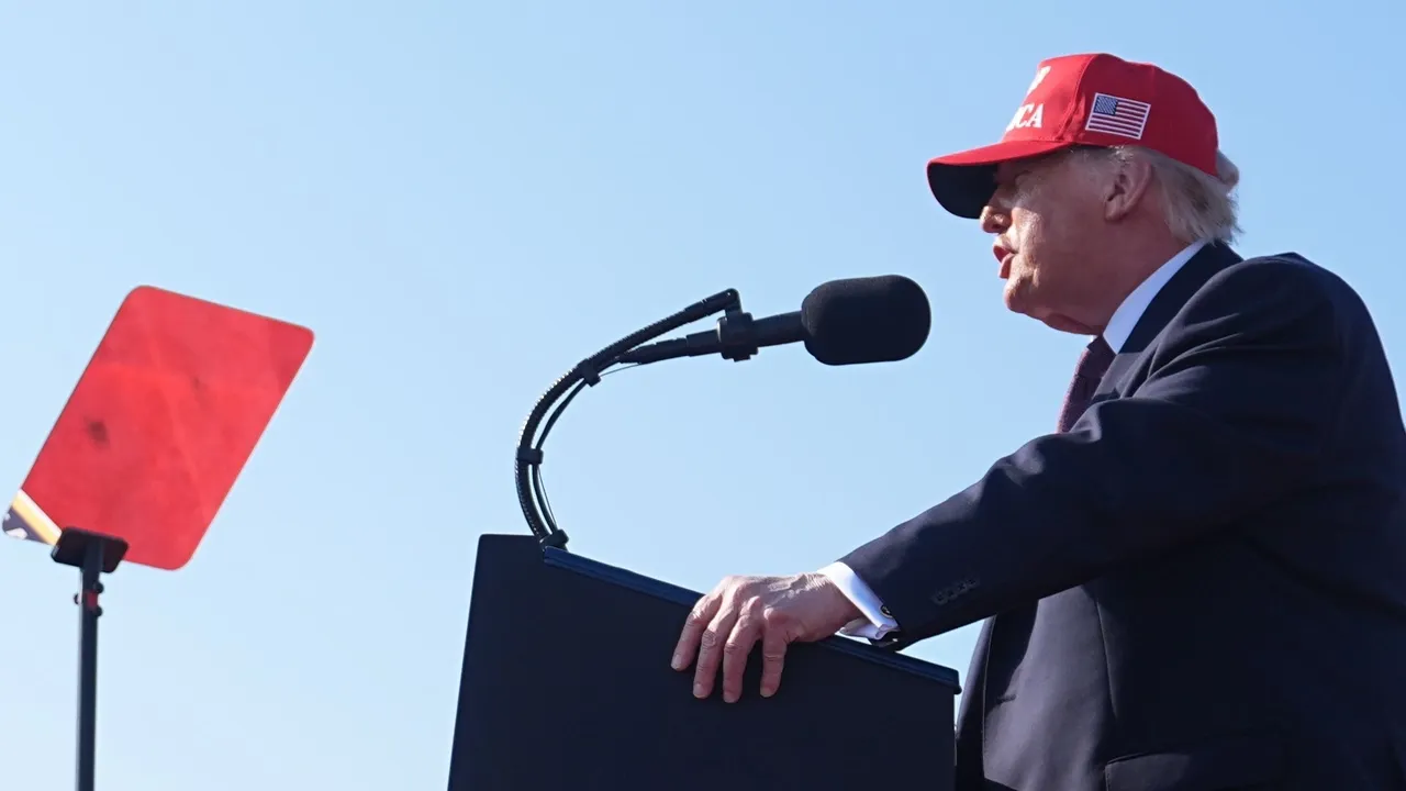 Трамп призвал иранцев «брать власть»