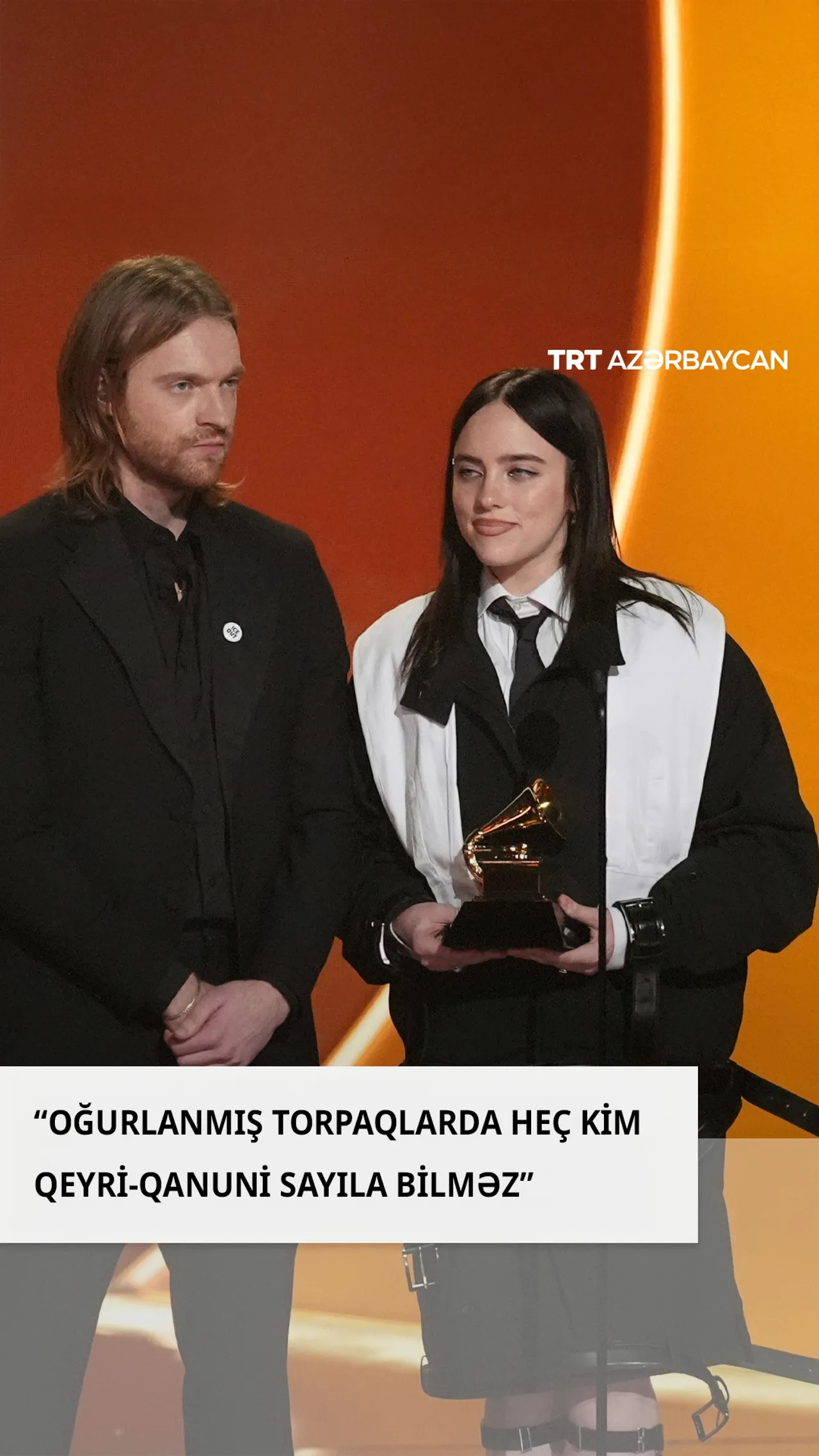 Müğənni Billi Ayliş Qremmi mükafatı mərasimində ICE-i qınayıb