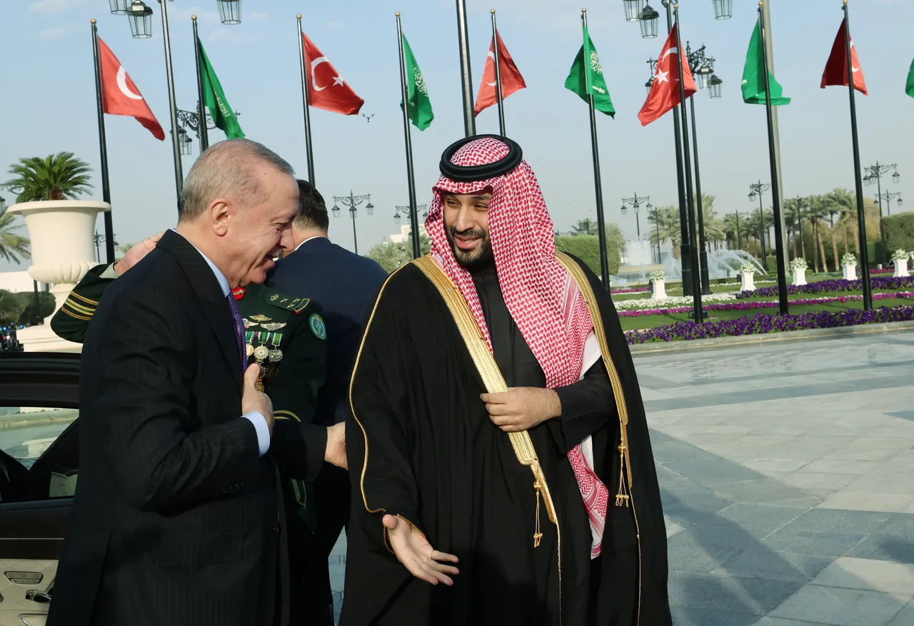 Erdogan arranca su gira regional reuniéndose con Mohammed bin Salman en Arabia Saudí