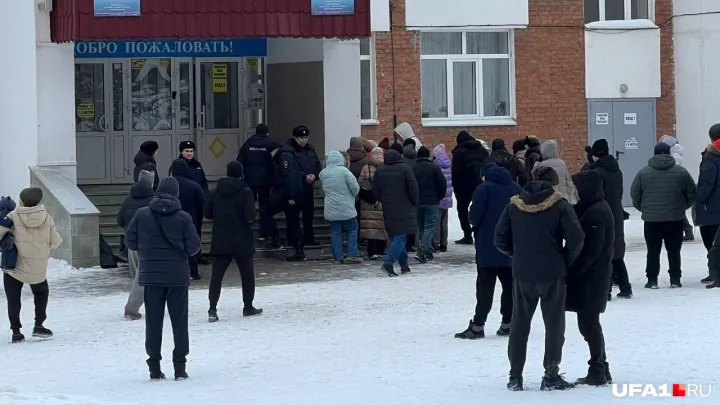 Открыл огонь по учителям: что известно о стрельбе в школе Уфы?