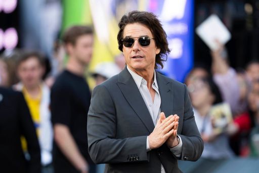 TRT World - Tom Cruise moves out of his London residence after violent robbery in neighbourhood