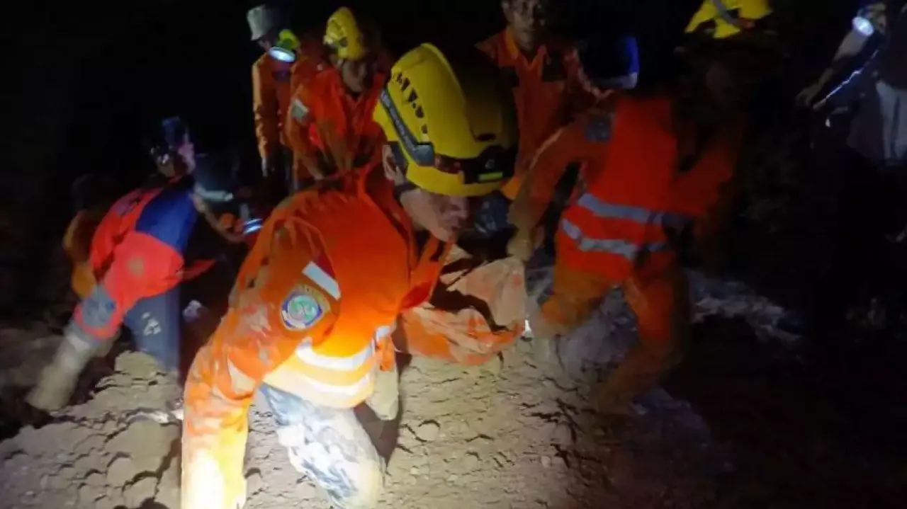 Longsor tambang timah di Bangka renggut 6 nyawa, 1 pekerja belum ditemukan