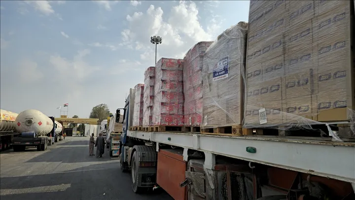 ِالاحتلال يقتل فلسطينيين بغزة ويرفض مغادرة 29 مريضاً و50 مرافقاً للقطاع ويواصل تقييد دخول المساعدات