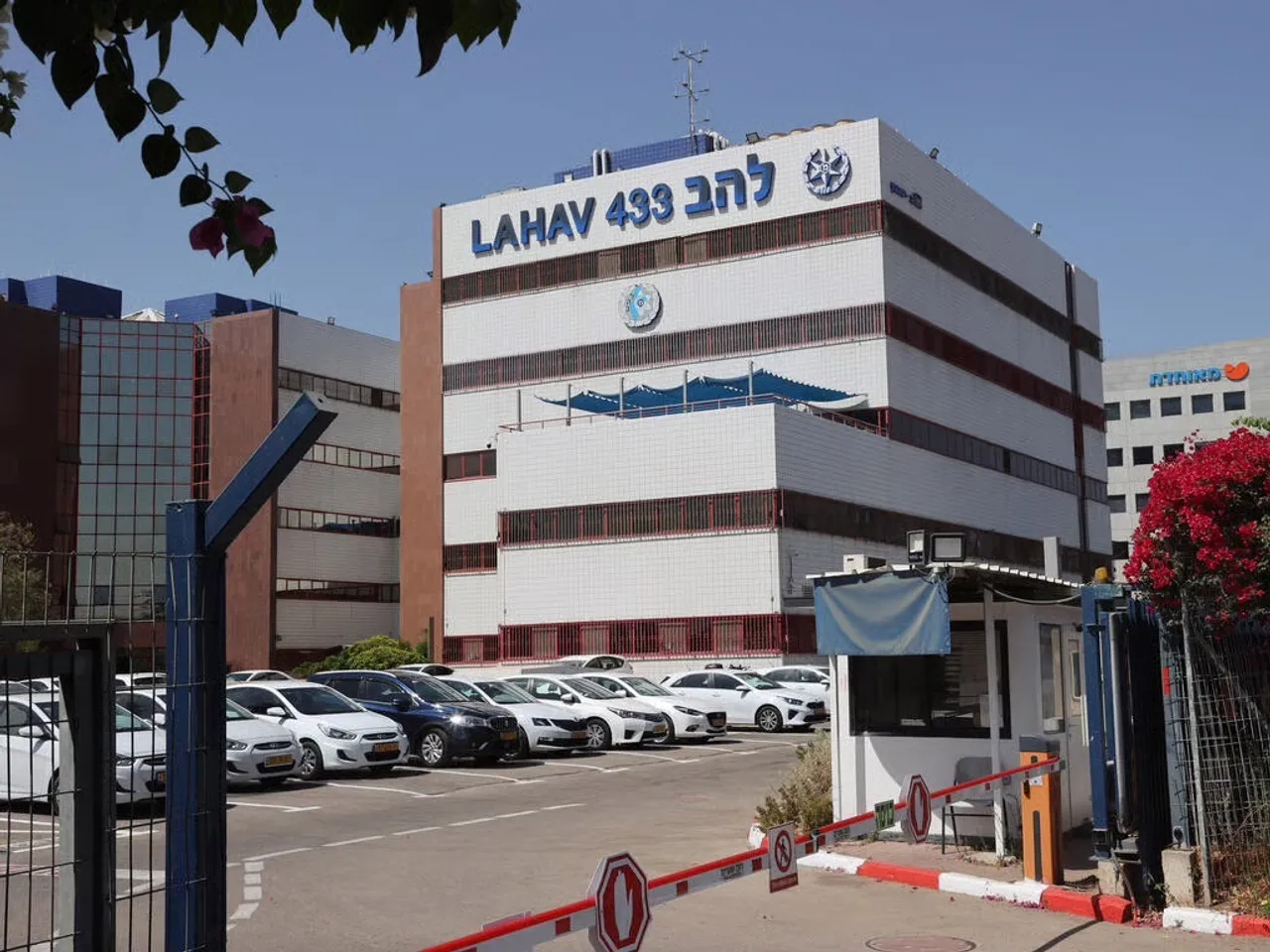 חשד לשחיתות בכספי תרומות מלחמה: ראש עיר ובכירים נחקרו בלהב 433