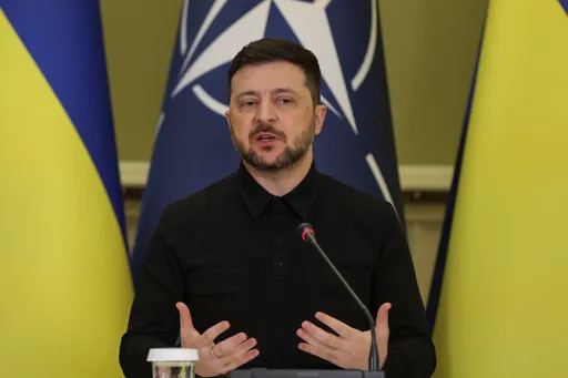 Volodimir Zelenski döyüşlərdə 55 min Ukrayna hərbçisinin həlak olduğunu açıqladı