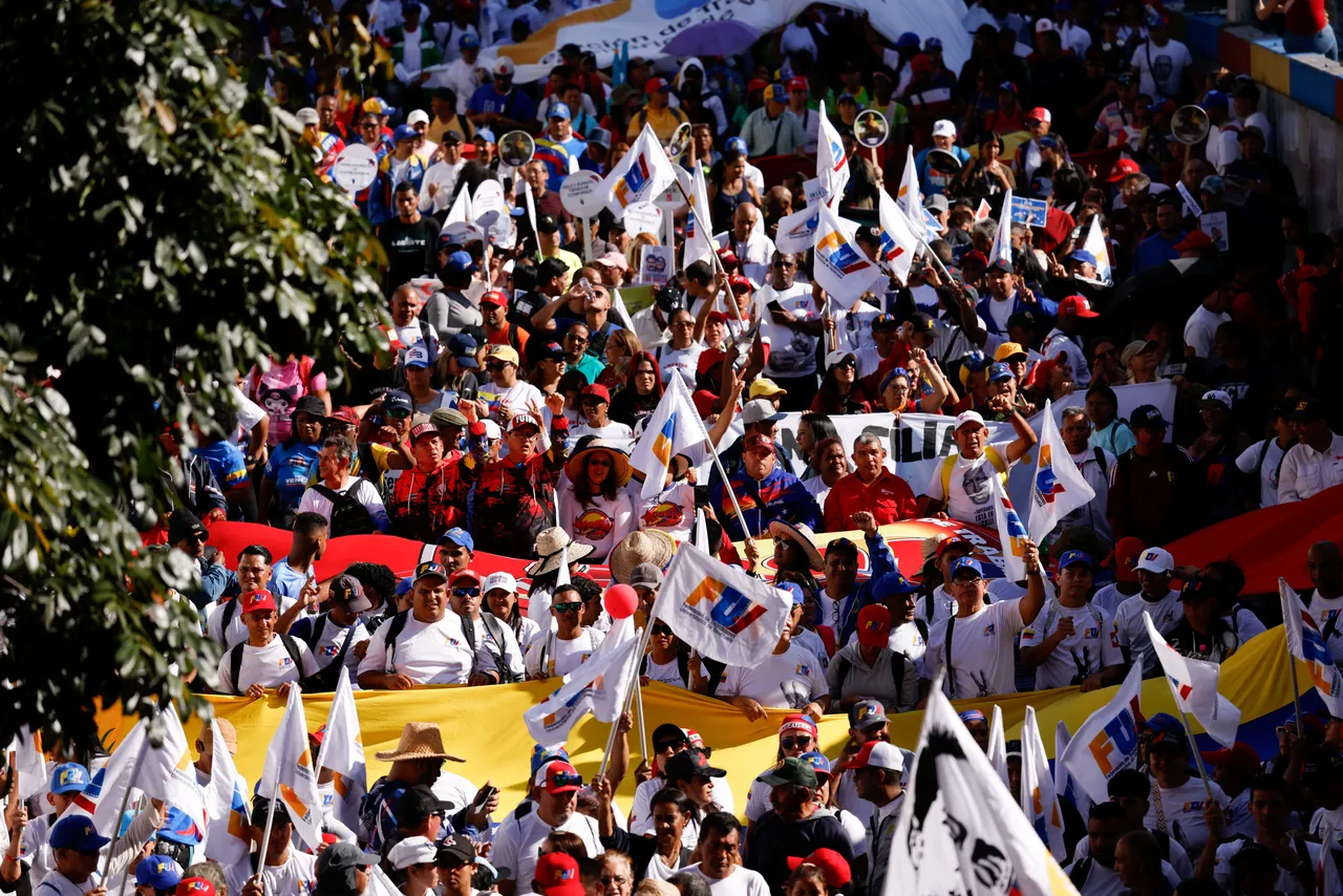 Street protests erupt in Venezuela one month after Maduro's abduction