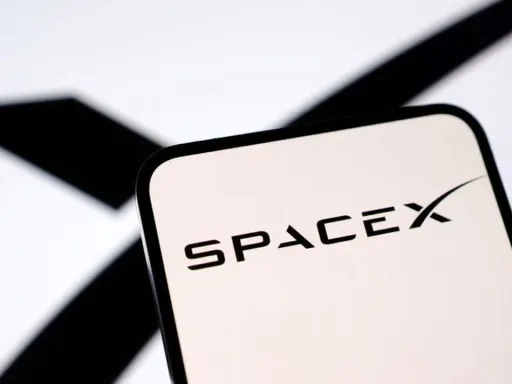 Musk integra a xAI na SpaceX para apostar em centros de dados no espaço