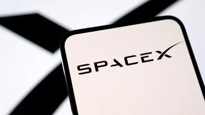 Musk integra a xAI na SpaceX para apostar em centros de dados no espaço