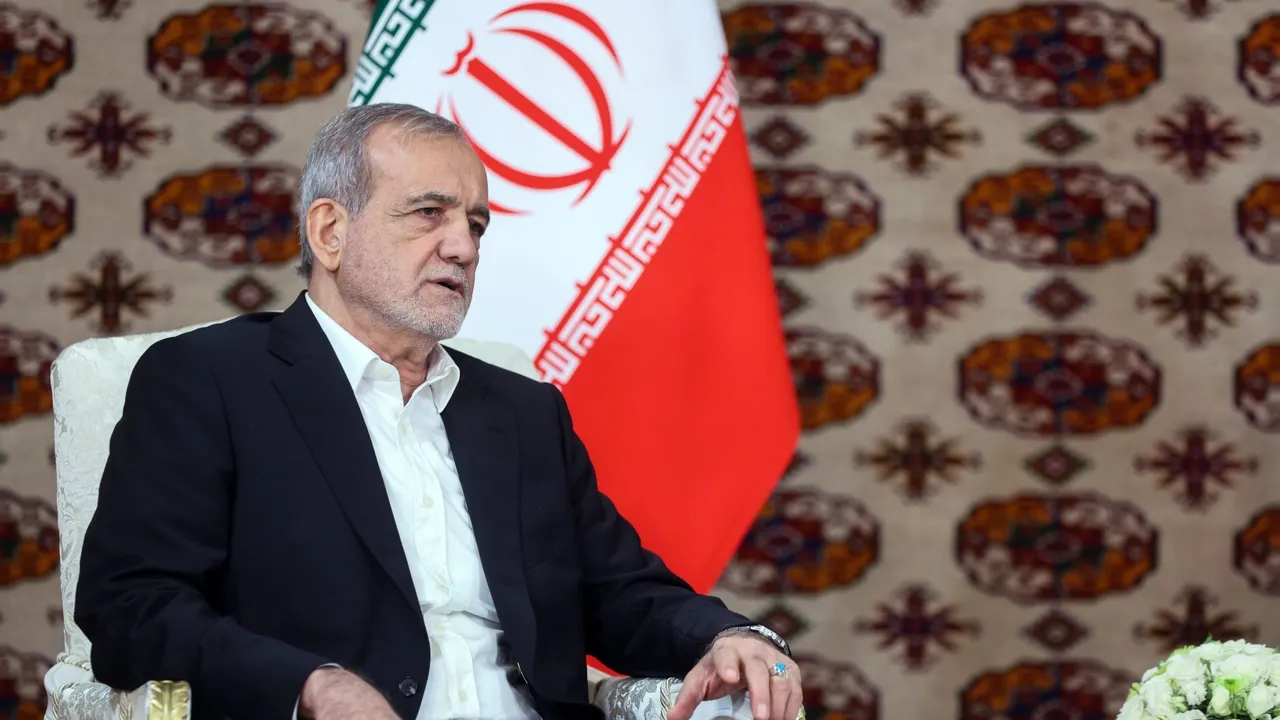 رئیسجمهور ایران: به وزیر امور خارجه دستور دادم زمینه مذاکره را فراهم سازد