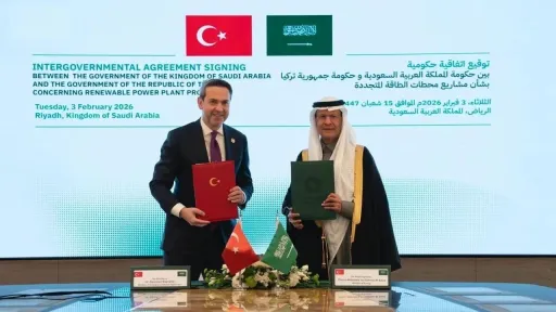 تركيا والسعودية توقّعان اتفاقية استثمار في مجال الطاقة بقيمة مليارَي دولار