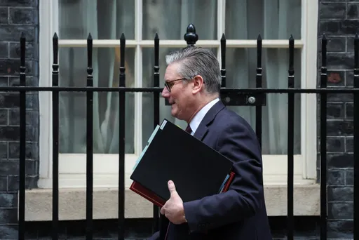 Nach Krise in London: Starmer weiter unter Druck