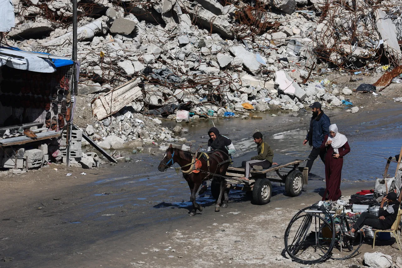 Le frère du chef du Shin Bet inculpé pour de la contrebande de cigarettes à Gaza