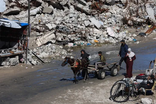 Le frère du chef du Shin Bet inculpé pour de la contrebande de cigarettes à Gaza