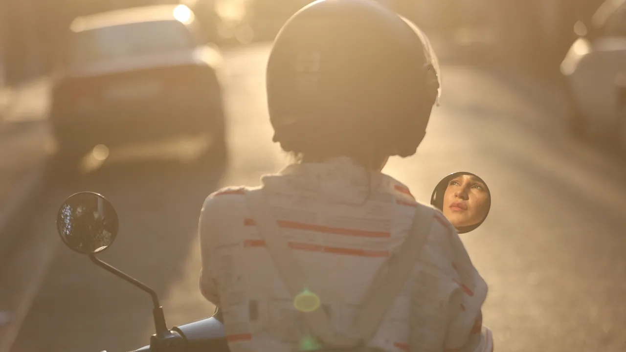 Женщинам Ирана разрешили мотоциклы